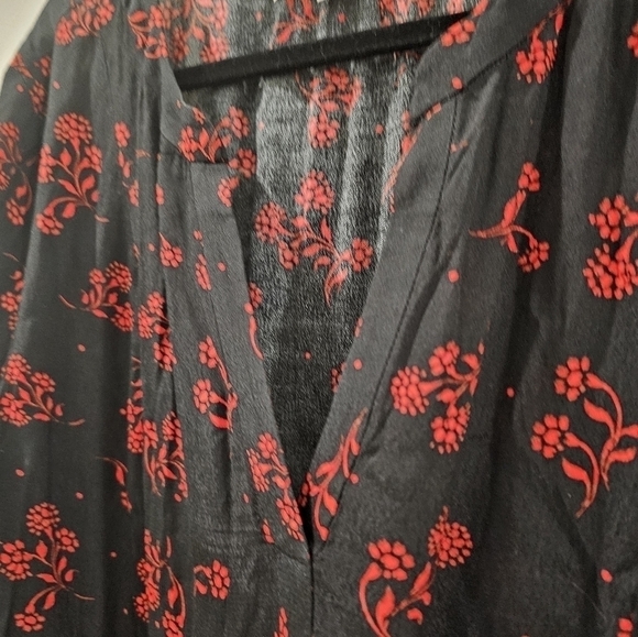 LOFT Womens Size Large Black Red Floral Tiered Dress Long Sleeve Split Neck - Picture 8 of 9
